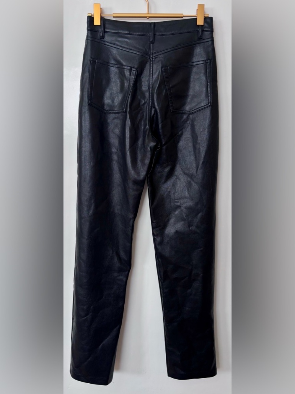 Wilfred| Aritzia| ‘Melina’ Black Vegan Leather Straight-Leg High Rise Pants Sz 0 - Picture 4 of 6